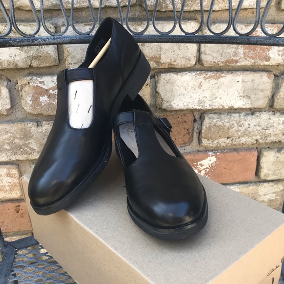 clarks griffin town shoes